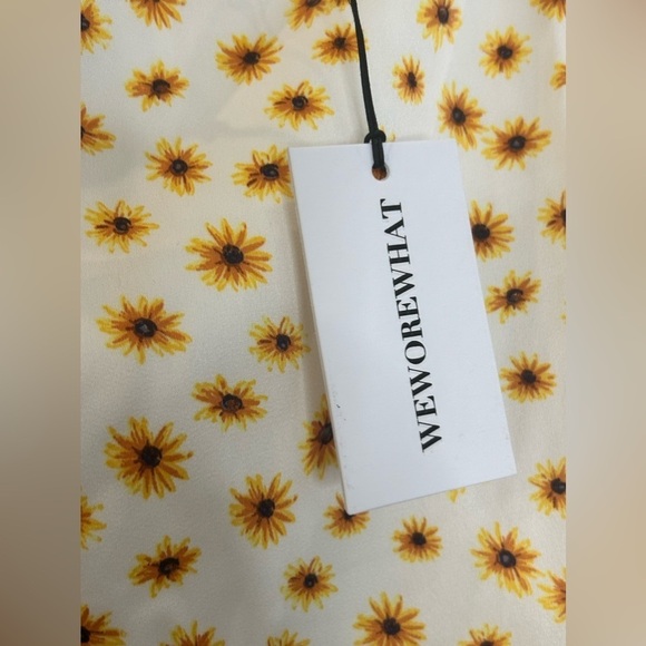 WeWoreWhat Ditsy Floral Skirt - Picture 8 of 8